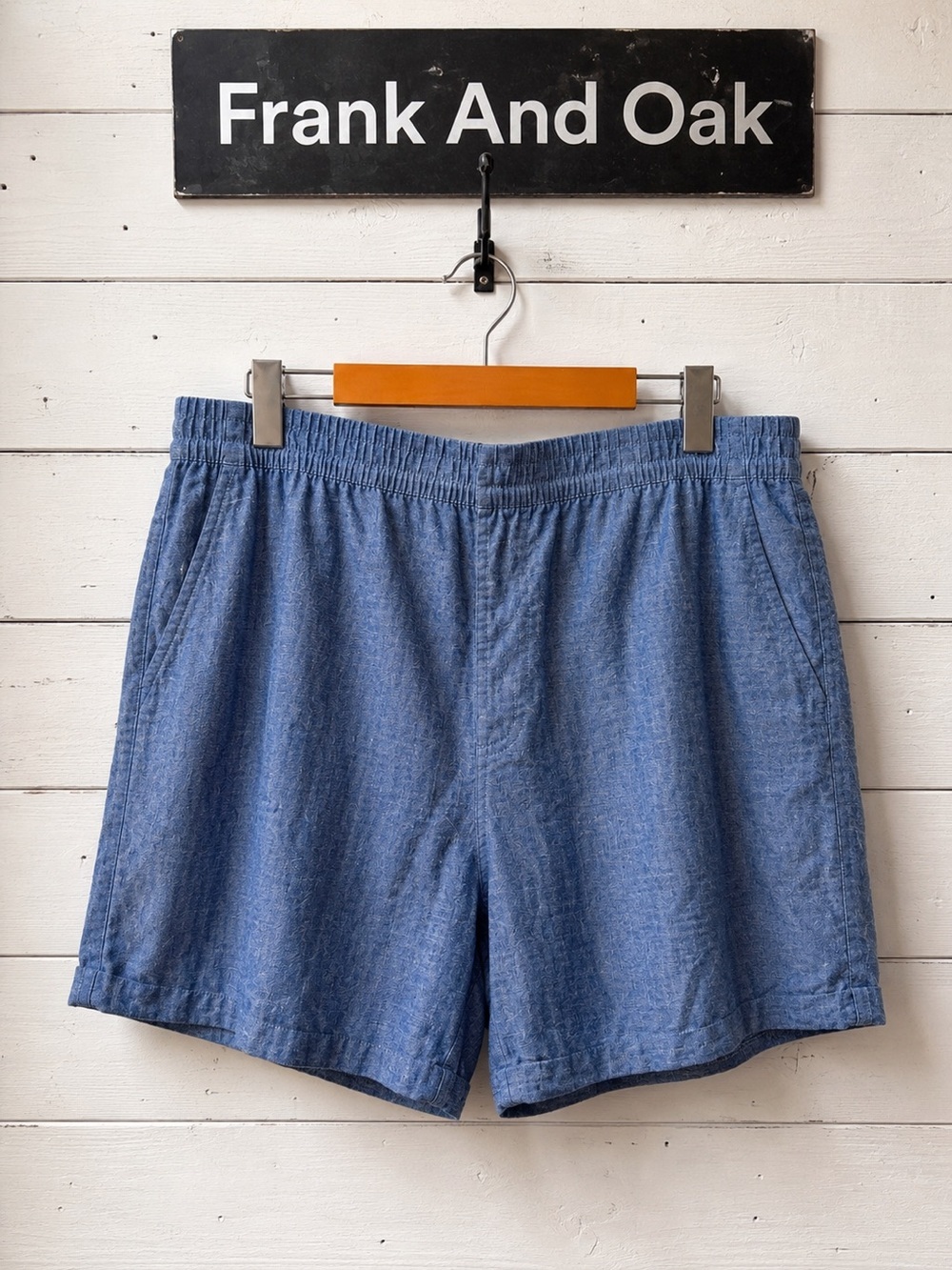 FRANK AND OAK Chambray Blue Linen & Viscose Blend Shorts Size XL/T